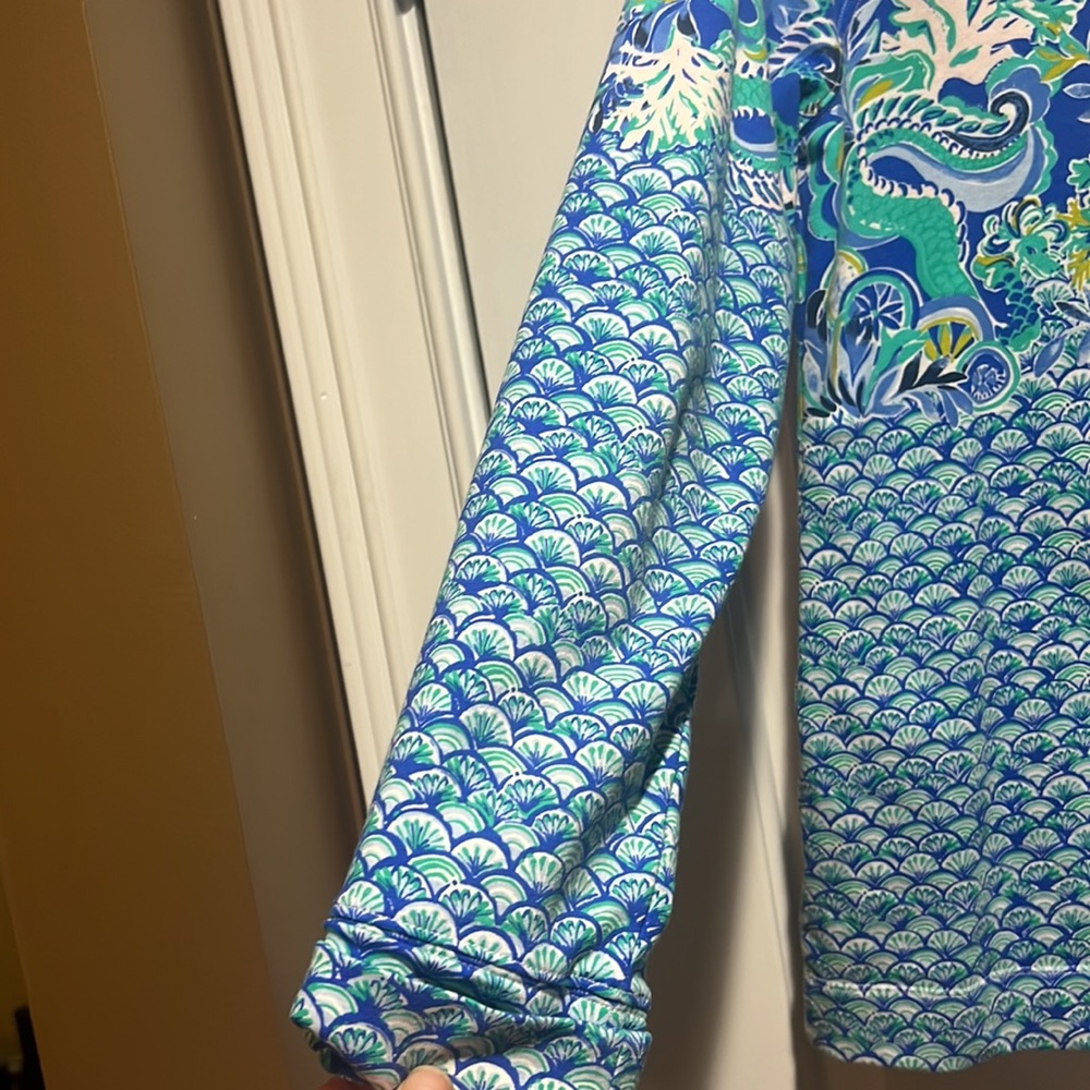 Lily Pulitzer UPF 50+ SPF skipper Popover Blue Grotto Sirens and Spirits - Picture 9 of 11